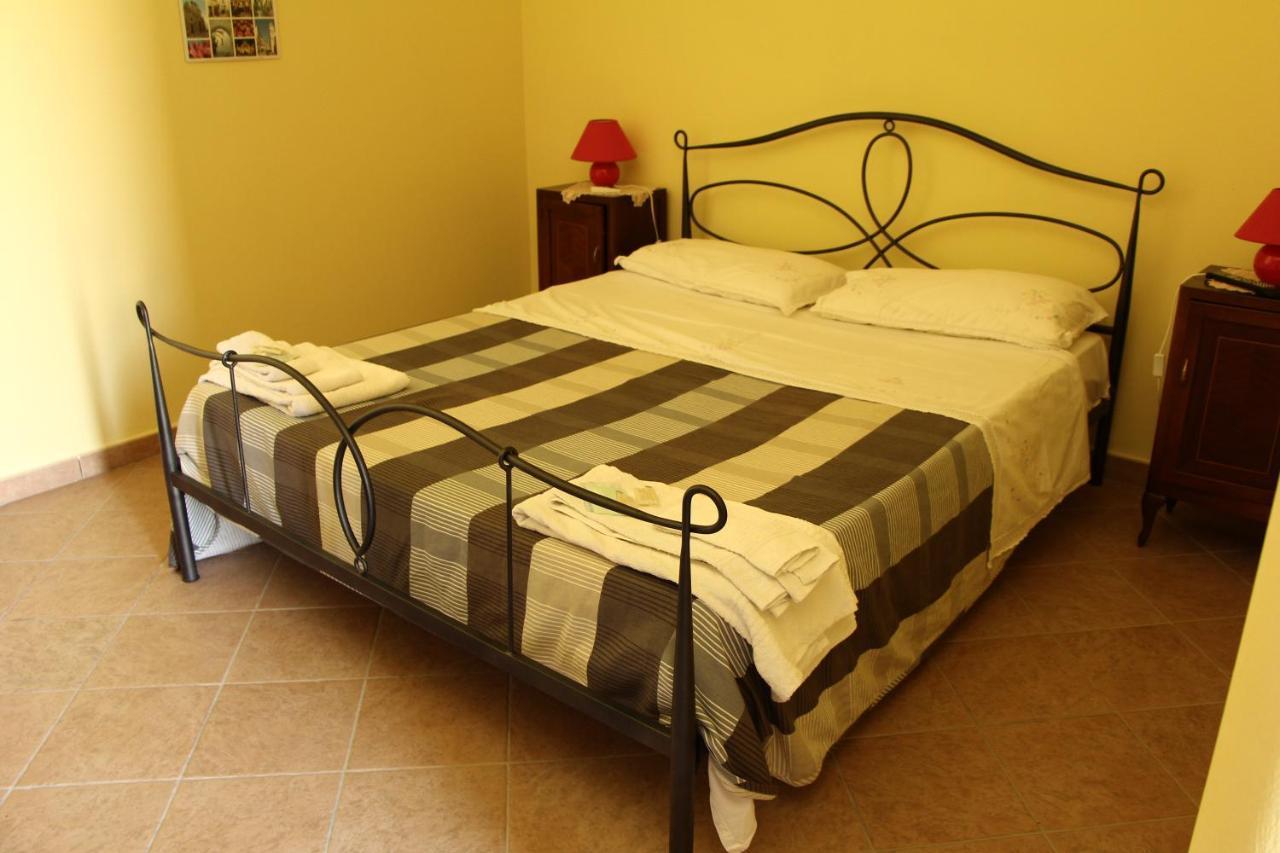 B&B Li Fichi Alezio/Gallipoli Exteriör bild